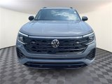 New 2025 Volkswagen Atlas Cross Sport SEL R-Line image 2
