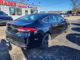 Used 2018 Ford Fusion SE image 5