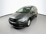 Used 2022 Chrysler Pacifica Touring-L image 3