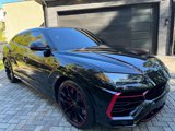 Used 2021 Lamborghini Urus image 2