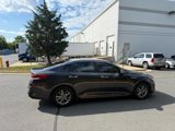 Used 2019 Kia Optima LX image 4
