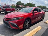Used 2022 Toyota Camry SE image 3