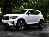 Certified 2025 Volvo XC40 B5 Plus image 3