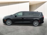 New 2025 Chrysler Pacifica Select image 4