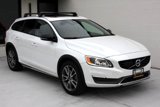 Used 2015 Volvo V60 T5 Cross Country Platinum image 3