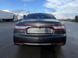 Used 2017 Lincoln Continental Select image 4