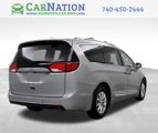 Used 2018 Chrysler Pacifica Touring-L image 6