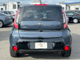 Used 2016 Kia Soul + image 6