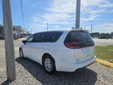 New 2025 Chrysler Pacifica Select image 6