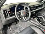 Certified 2025 Porsche Cayenne Coupe image 4