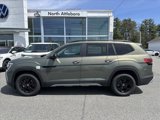 New 2025 Volkswagen Atlas Peak Edition SE image 3