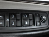 Used 2021 Chrysler Voyager L image 4