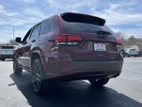 Used 2019 Jeep Grand Cherokee Altitude image 3