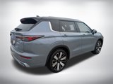 New 2025 Mitsubishi Outlander SEL image 3