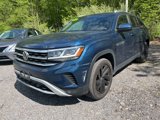 Used 2022 Volkswagen Atlas Cross Sport SE w/ Panoramic Sunroof Package image 3