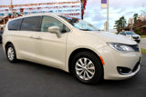 Used 2019 Chrysler Pacifica Touring Plus image 4