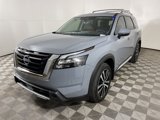 New 2025 Nissan Pathfinder Platinum image 4