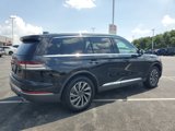 Used 2025 Lincoln Aviator AWD image 4