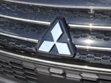 New 2025 Mitsubishi Outlander ES image 3