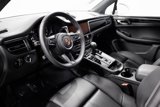 Certified 2025 Porsche Macan image 4