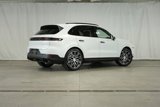 New 2026 Porsche Cayenne image 5
