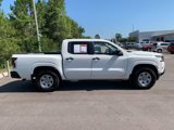 Used 2022 Nissan Frontier S image 2