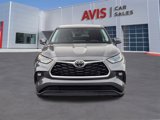 Used 2024 Toyota Highlander LE image 2