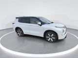 New 2025 Mitsubishi Outlander SEL image 2