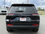 New 2025 Jeep Grand Cherokee Altitude image 4