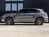 Certified 2025 Porsche Cayenne image 2