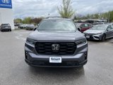 Used 2025 Honda Pilot Black Edition image 2