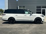 Certified 2024 Lincoln Navigator L Reserve image 3