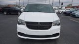 Used 2017 Dodge Grand Caravan SE image 2