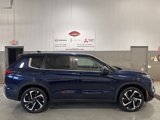 Used 2023 Mitsubishi Outlander SE image 2