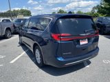 New 2025 Chrysler Pacifica Select image 3