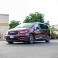 Used 2021 Chrysler Pacifica Touring-L image 3