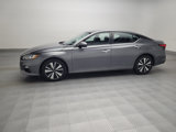Used 2022 Nissan Altima 2.5 SV image 2