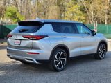 New 2025 Mitsubishi Outlander SE image 5