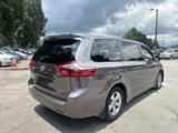 Used 2020 Toyota Sienna L image 5