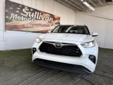 Used 2024 Toyota Highlander Limited image 2