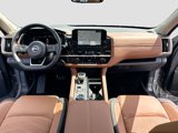 New 2025 Nissan Pathfinder Platinum image 3
