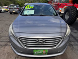 Used 2015 Hyundai Sonata SE image 3