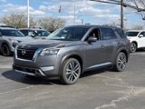 New 2025 Nissan Pathfinder Platinum image 2