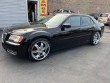 Used 2014 Chrysler 300 image 2