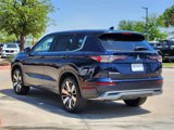 New 2025 Mitsubishi Outlander SE image 3