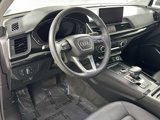 Used 2020 Audi Q5 e Premium Plus w/ Premium Plus Package image 4