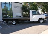 Used 2023 Chevrolet Express 4500 w/ Shuttle Bus Package image 4