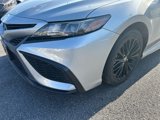 Used 2022 Toyota Camry SE image 3