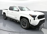 New 2025 Toyota Tacoma TRD Sport image 2