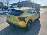 Used 2025 Chevrolet Trax RS image 3